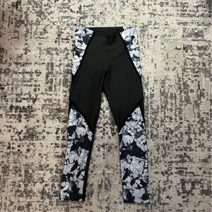 Under Armour Black Compression Leggings